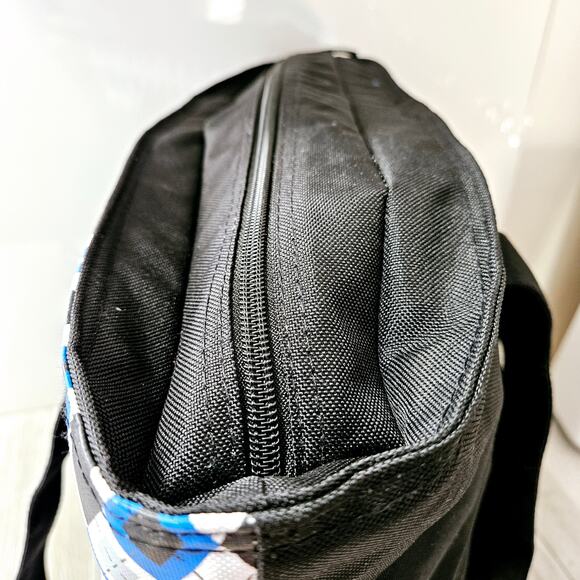 Jumbo Tote Insulated Black and Blue Zippered Shoulder Carryall Bag with Diamond - Picture 14 of 16